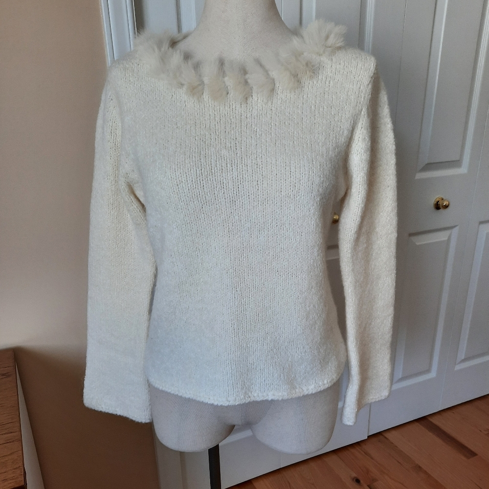 Vintage cream sweater with mohair and fur trim